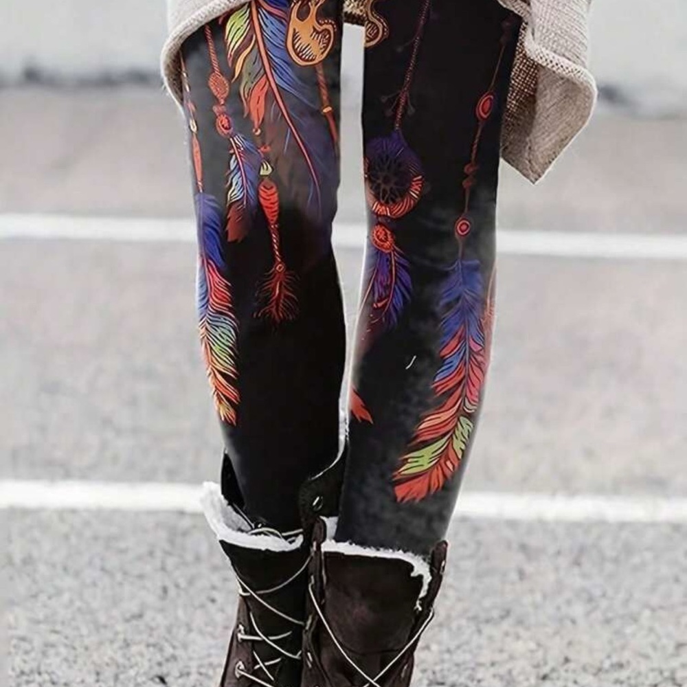 Colorful Feather Print Black Leggings